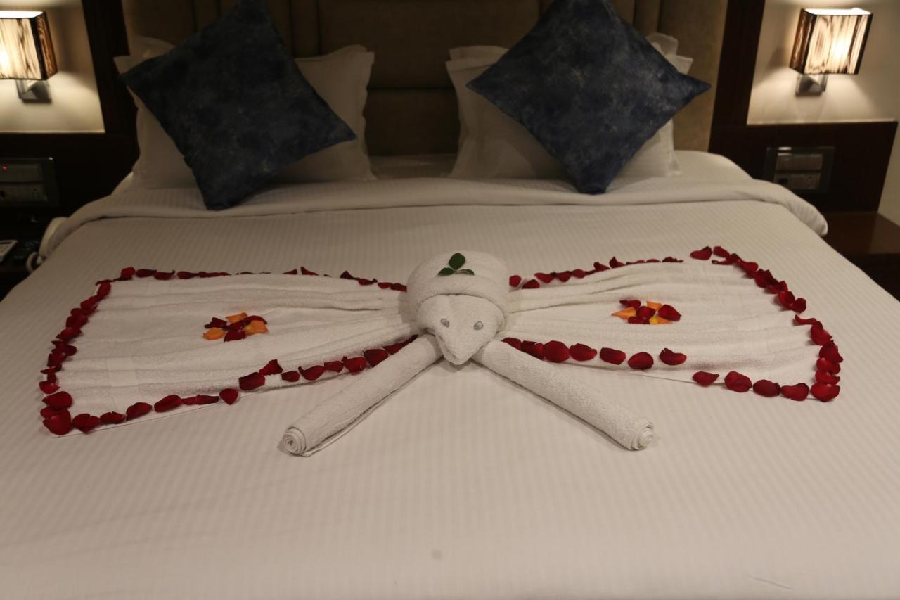 Hotel Prince Viraj Jabalpur Eksteriør billede
