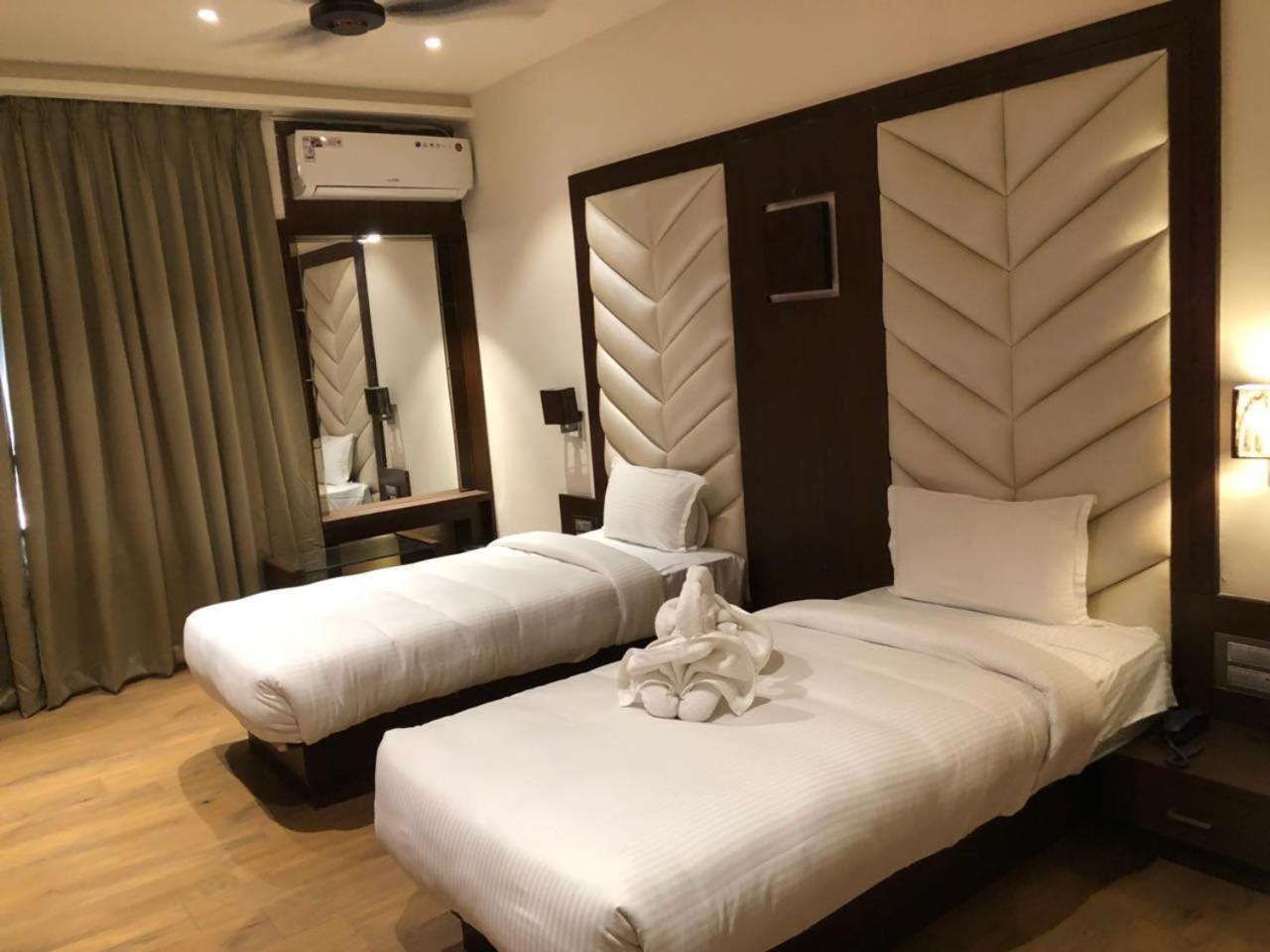 Hotel Prince Viraj Jabalpur Eksteriør billede