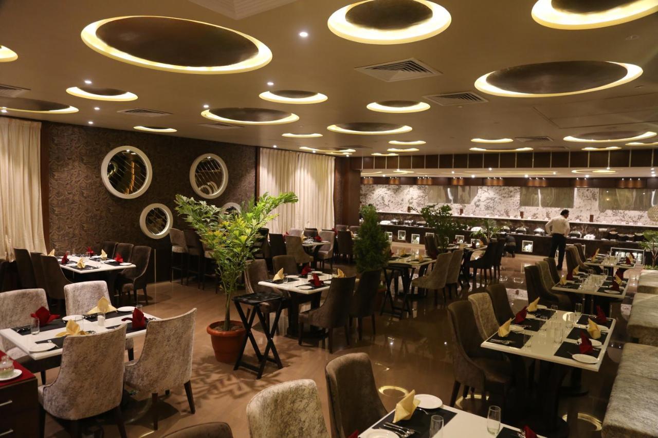 Hotel Prince Viraj Jabalpur Eksteriør billede